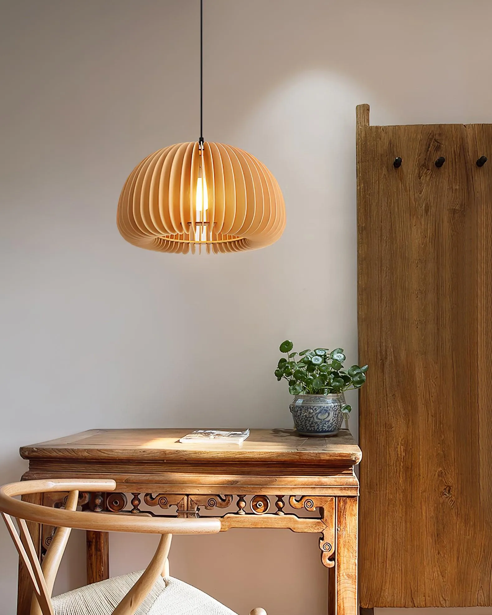 Aneko Pumpkin Pendant Lamp