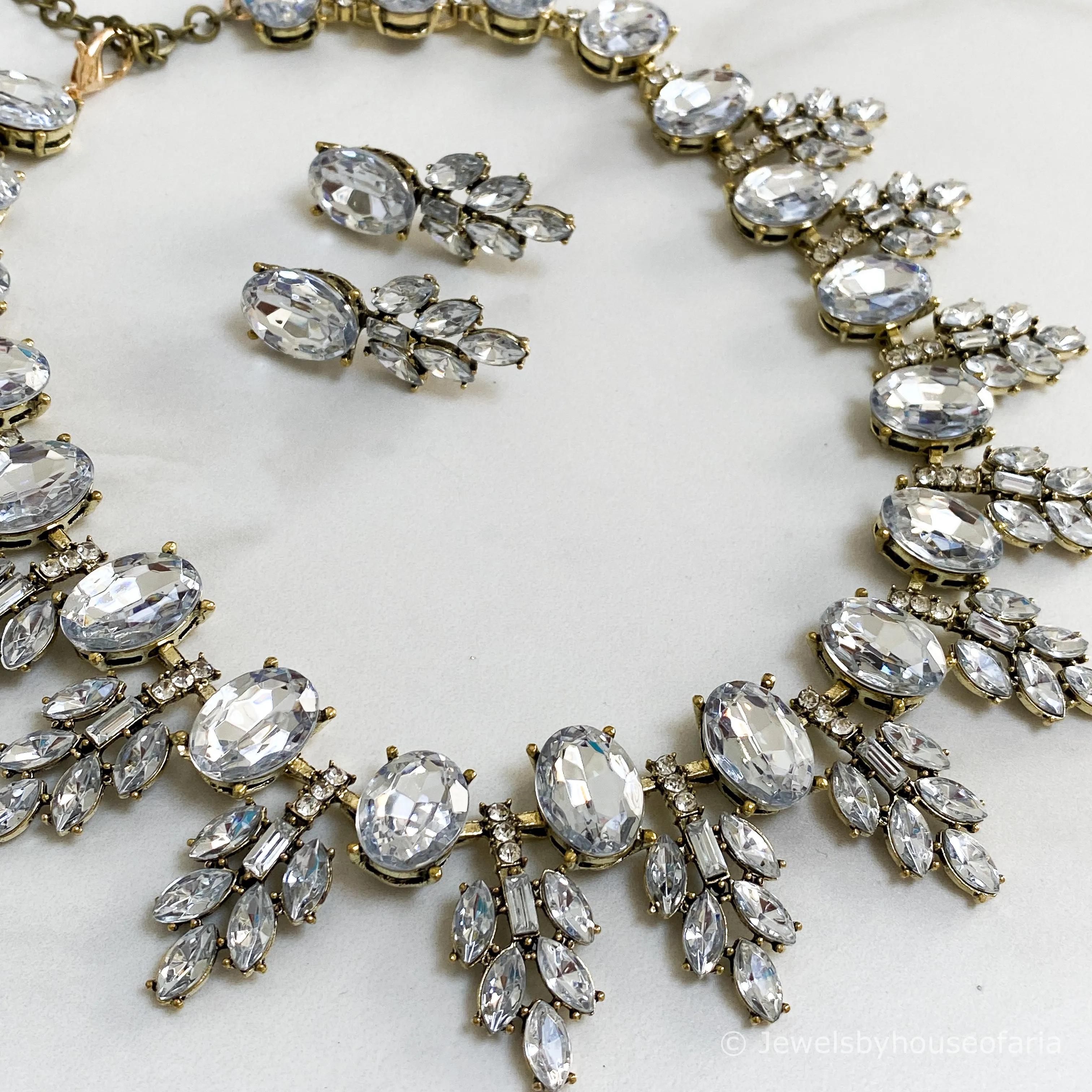 AURA Gold & Clear Jewel Necklace Set