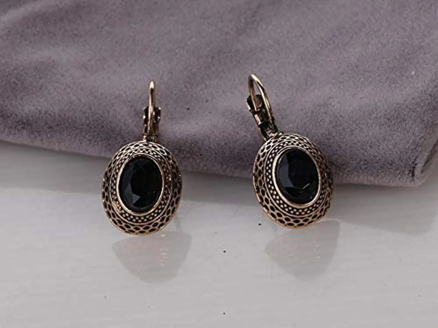 Electomania Antique Finish Classic Black Stone Inlaid Stud Earring Push Back Earrings