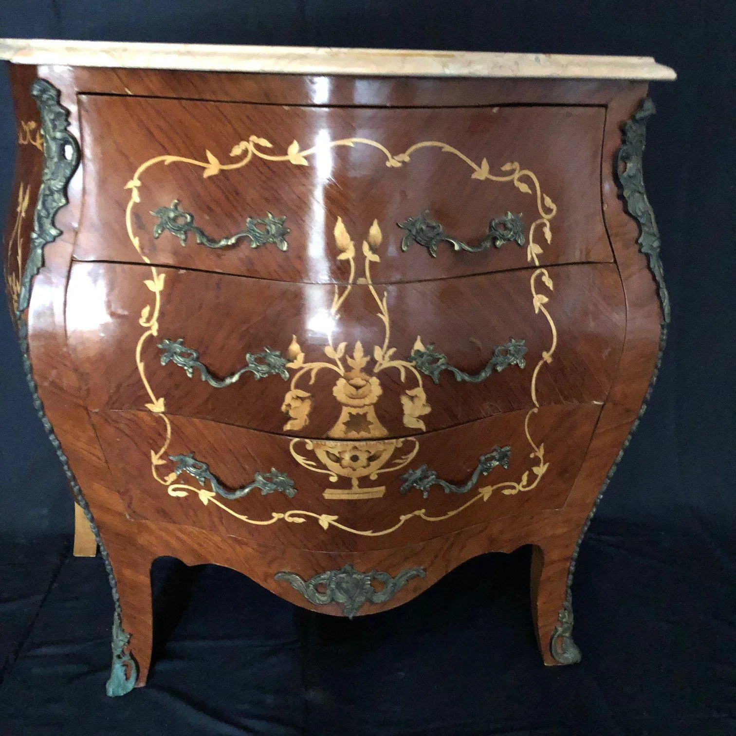 French Louis XV Style Side Table or Nightstand with Detailed Inlay and Cream Marble Top