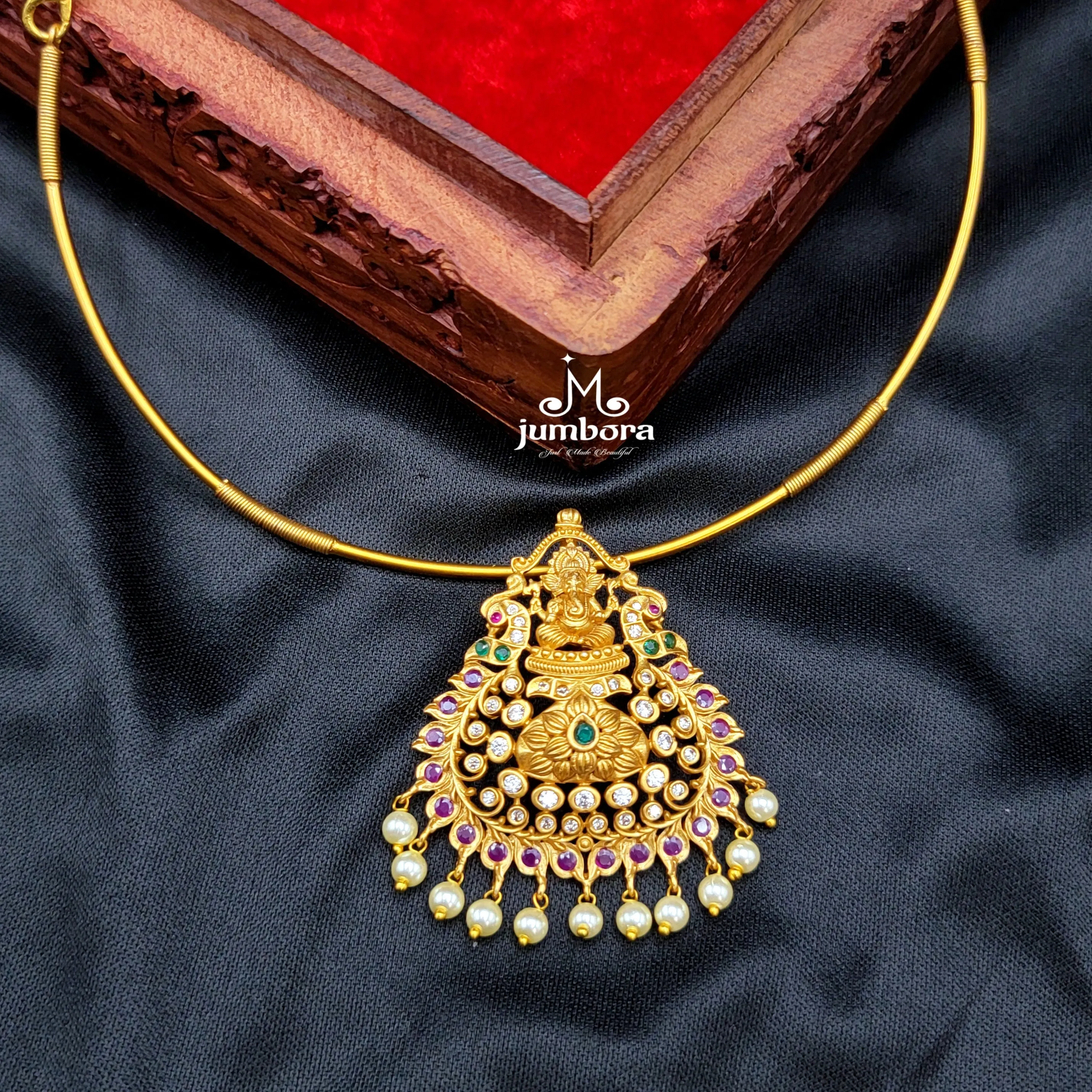 Ganesha Hasili Matte Gold Necklace Set