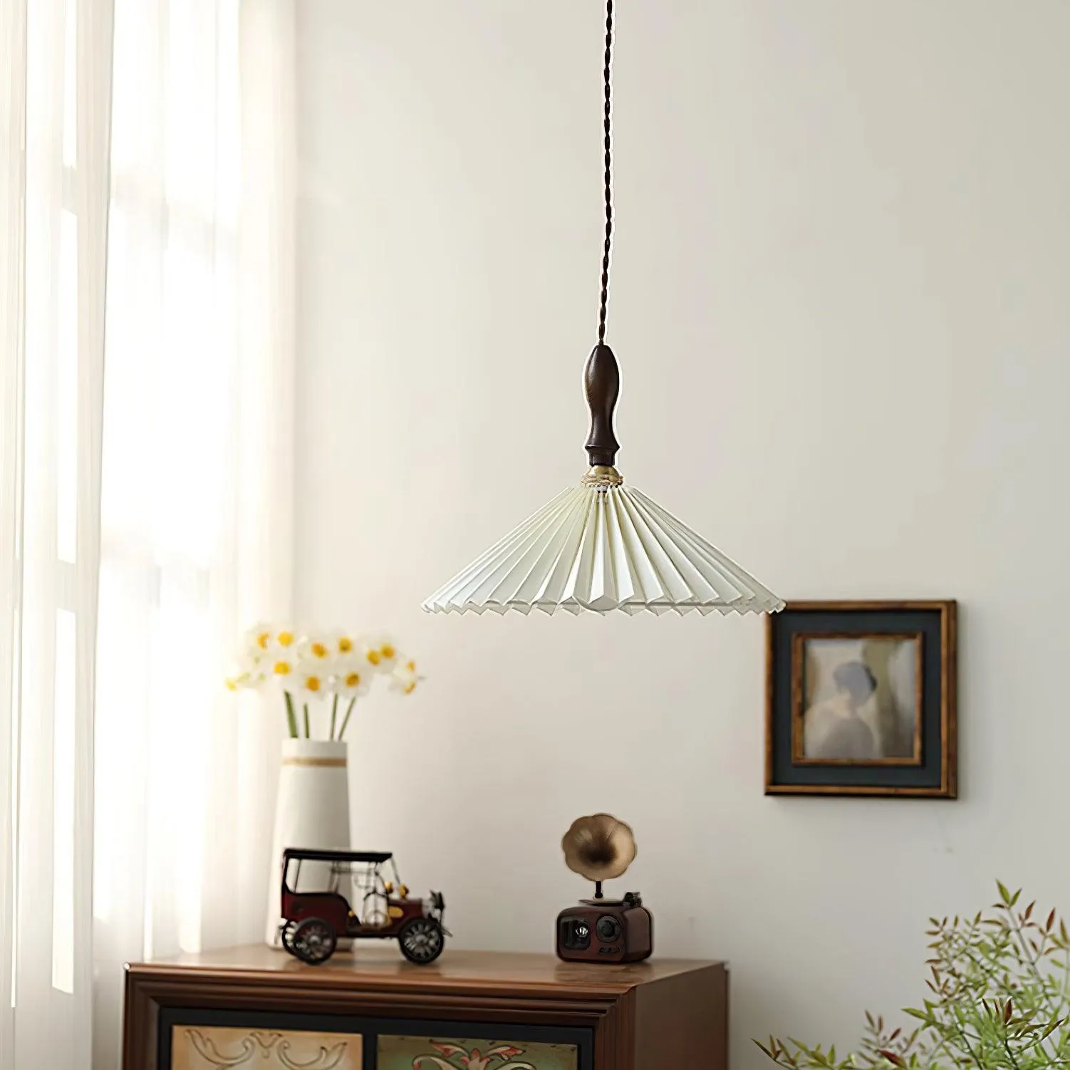 Prairie Pleated Pendant Lamp