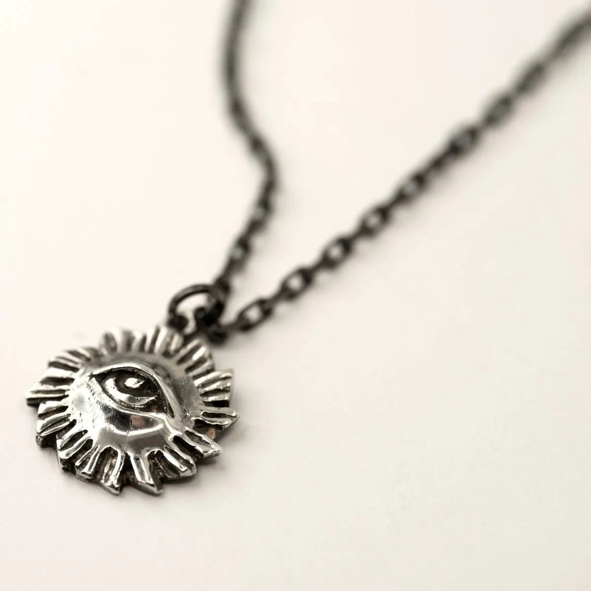 Sirius pendant