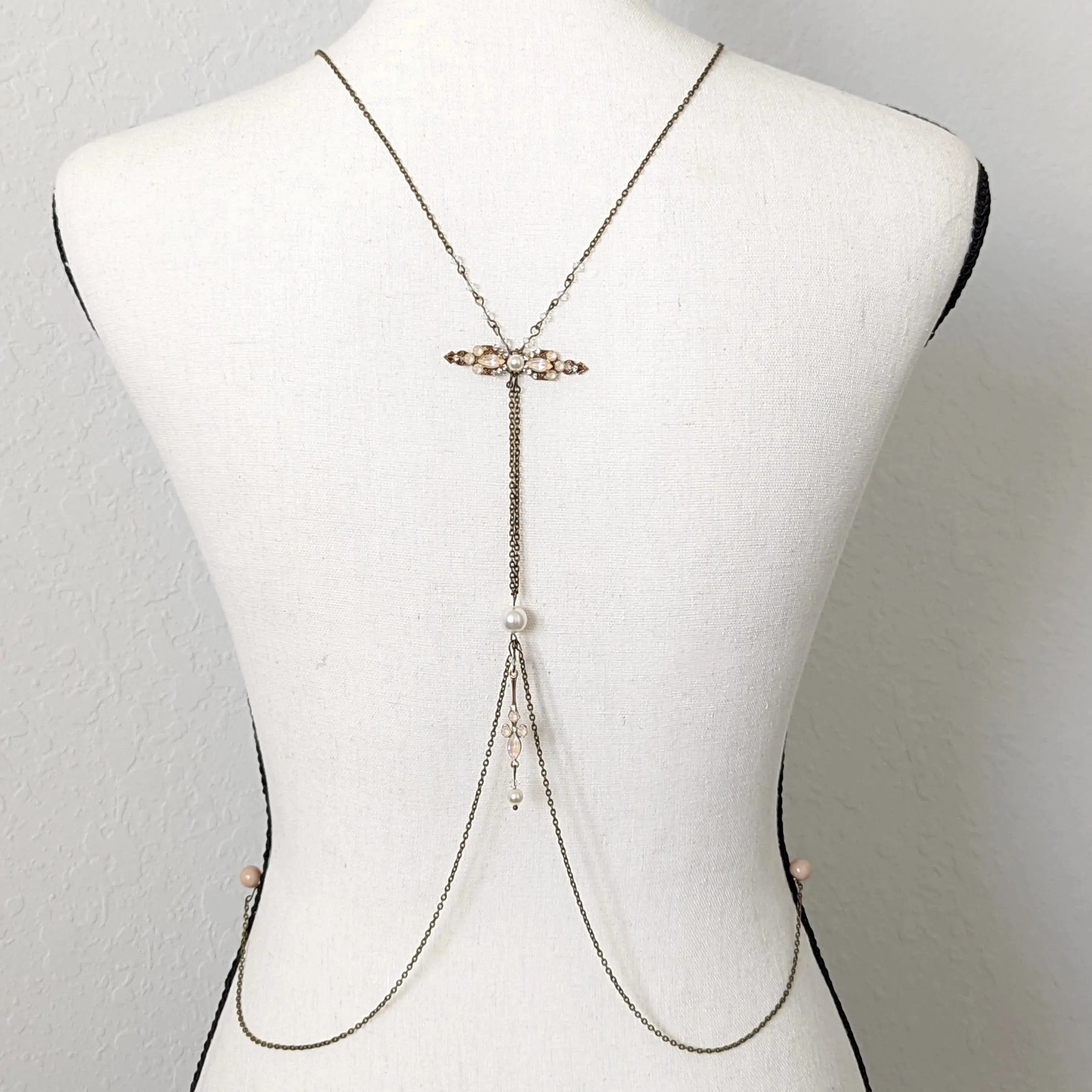 Vintage Look Back Necklace, Nida